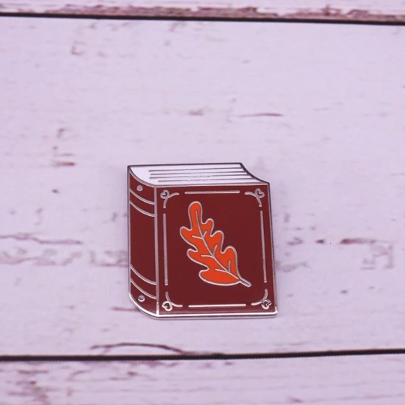Fall into Books autumn leaves pin Bibiliophile - Picture 1 of 6
